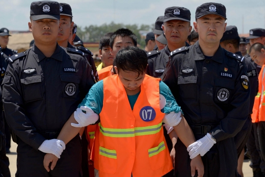 Kamboja deportasi 74 WN China sindikat penipuan lintas negara