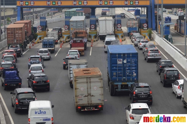 Foto Mulai hari ini pembelian e money di gerbang tol  