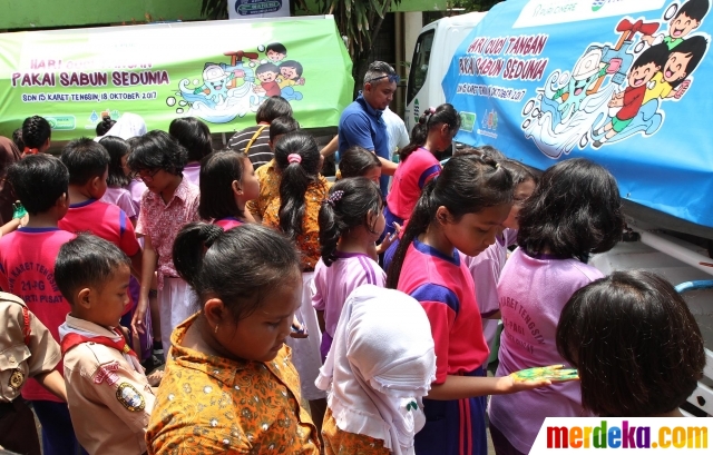 Foto : Aksi murid SD memperingati Hari Cuci Tangan Pakai 