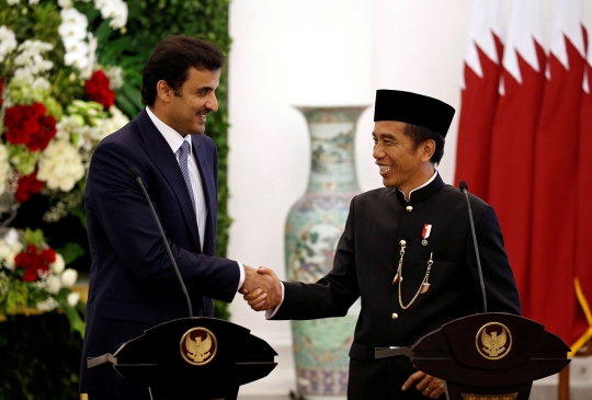 Hangatnya sambutan Jokowi untuk Emir Qatar di Istana Bogor