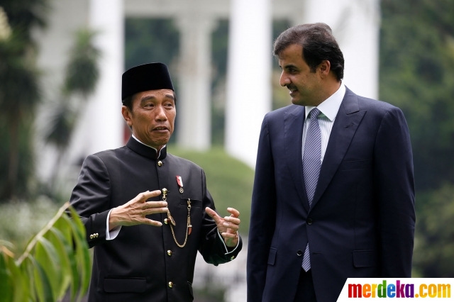 Foto Hangatnya sambutan Jokowi untuk Emir Qatar di Foto Hangatnya sambutan Jokowi untuk Emir Qatar di