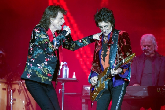 Aksi konser 'No Filter' The Rolling Stones gemparkan Prancis