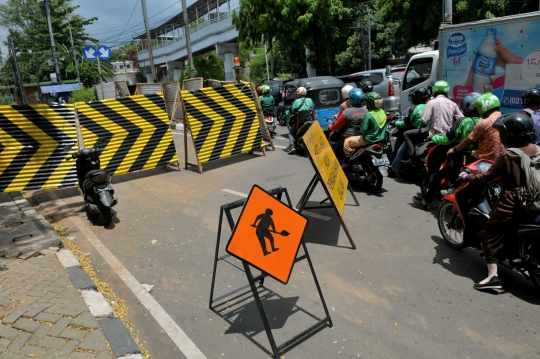 Imbas proyek Double Double Track, Jalan Tambak ditutup hingga 7 Januari