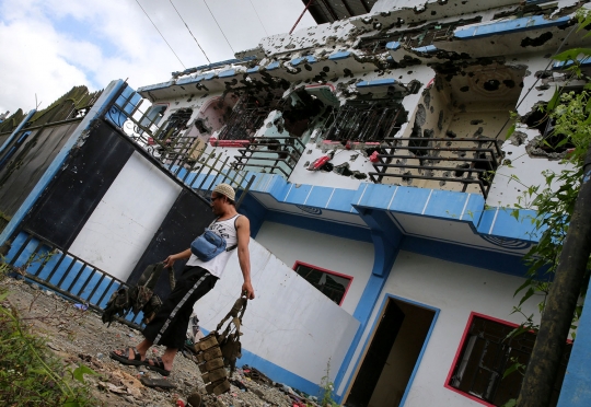 Menelusuri bekas markas pemimpin ISIS di Marawi