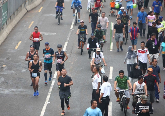 16 Ribu pelari ramaikan Mandiri Jakarta Marathon 2017