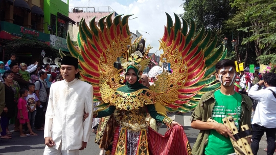 Kemeriahan Grebeg Santri di Malioboro