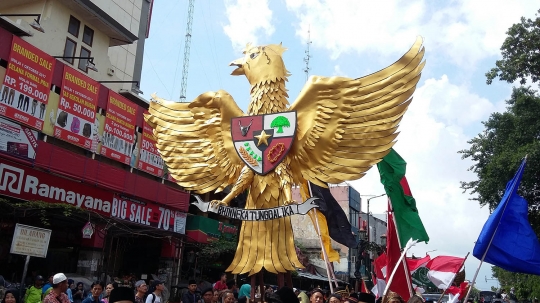 Kemeriahan Grebeg Santri di Malioboro