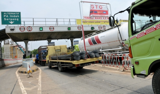 E-Toll diberlakukan di seluruh gerbang tol