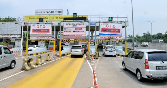 E-Toll diberlakukan di seluruh gerbang tol