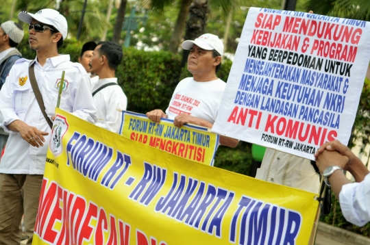 Forum RT RW se-Jakarta Timur gelar aksi di Balai Kota DKI
