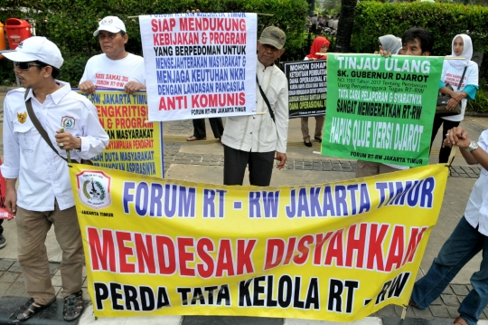 Forum RT RW se-Jakarta Timur gelar aksi di Balai Kota DKI