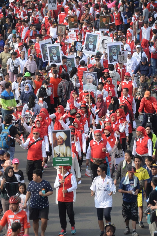 Semarak Jalan Sehat Kebangsaan untuk peringati Hari Pahlawan