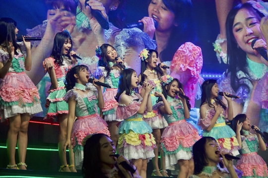 Melihat serunya Konser JKT48 Request Hour Setlist Best 2017