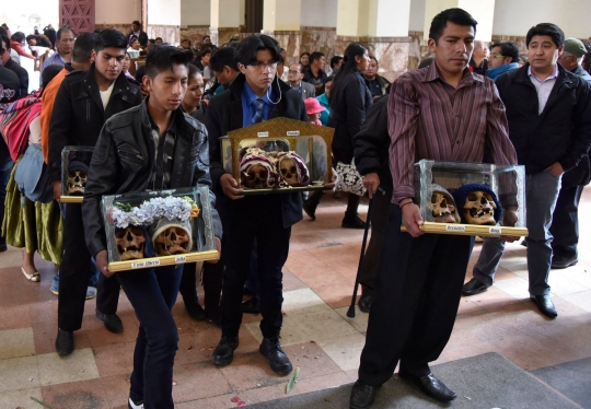 Dia de Los Natitas, ritual di Bolivia yang bikin merinding