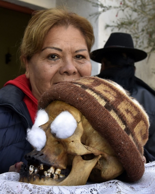 Dia de Los Natitas, ritual di Bolivia yang bikin merinding