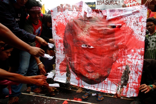 Demo anti-Trump di Filipina berujung bentrok