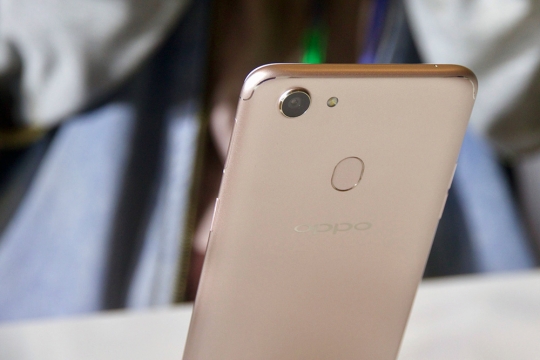 Melihat peluncuran smartphone canggih Oppo F5