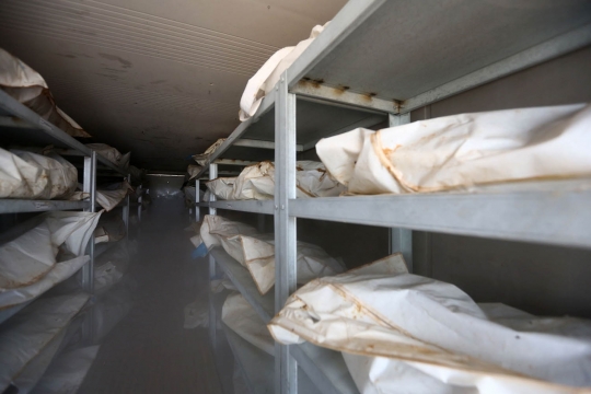 Angker, kontainer ini menyimpan ratusan mayat militan ISIS