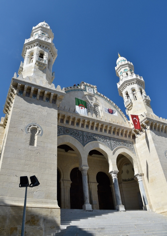 Kemegahan Masjid Katsyawah, peninggalan Dinasti Ottoman di Aljazair