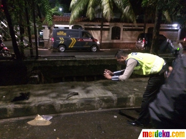 Foto : Polisi periksa lokasi kecelakaan Setya Novanto di 