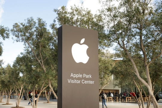 Melihat lebih dekat pusat pengunjung Apple Park