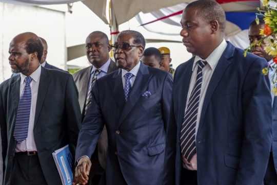 Presiden Zimbabwe akhirnya muncul di tengah isu kudeta