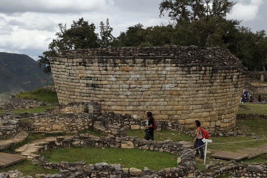 Menelusuri benteng kuno berusia ribuan tahun di Peru