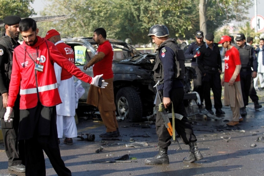 Bom bunuh diri tewaskan pejabat senior polisi Pakistan
