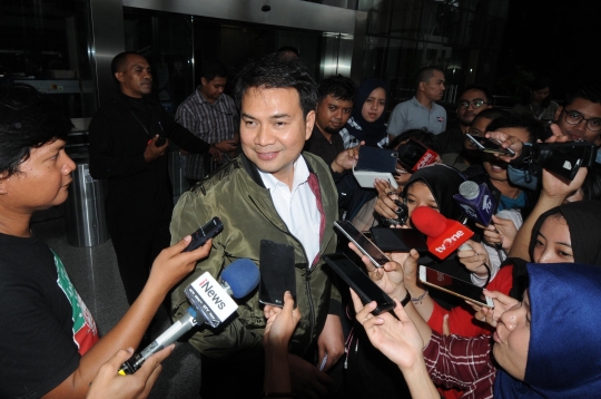 KPK periksa Aziz Syamsuddin terkait kasus e-KTP