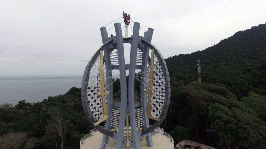 Kemegahan Tugu Nol Kilometer yang menjadi tujuan favorit wisatawan