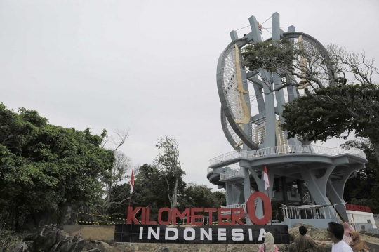 Kemegahan Tugu Nol Kilometer yang menjadi tujuan favorit wisatawan