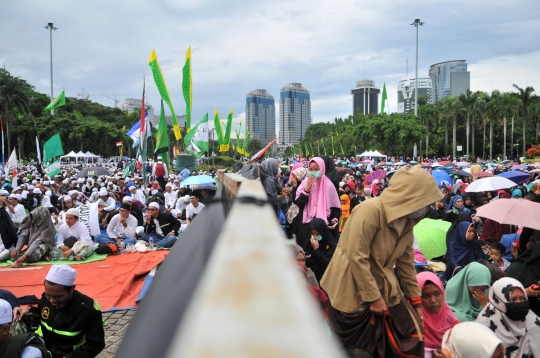 Ribuan jemaah hadiri Maulid Nabi Muhammad SAW di Monas