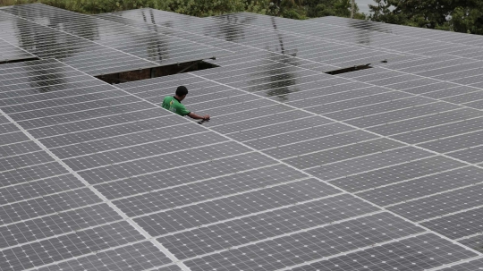 Menengok pembangkit listrik tenaga surya di Pelabuhan Sabang