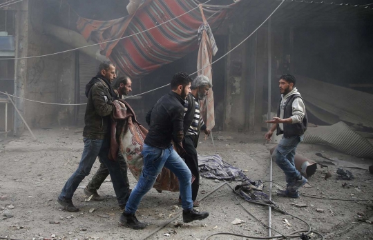 Kepanikan warga Ghouta timur saat digempur pasukan Assad