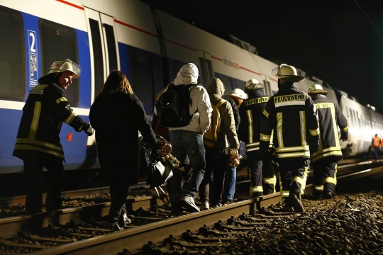 Nahasnya tabrakan kereta di Jerman, 50 orang terluka