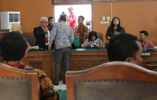 Hakim tetap lanjutkan sidang praperadilan Setya Novanto
