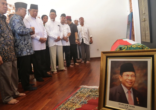 SBY dan AHY melayat jenazah AM Fatwa