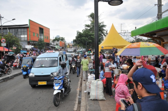 Begini trotoar Tanah Abang usai Sandiaga Uno bebaskan PKL berjualan