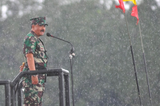 Panglima TNI kunjungi markas Korps Marinir di Cilandak