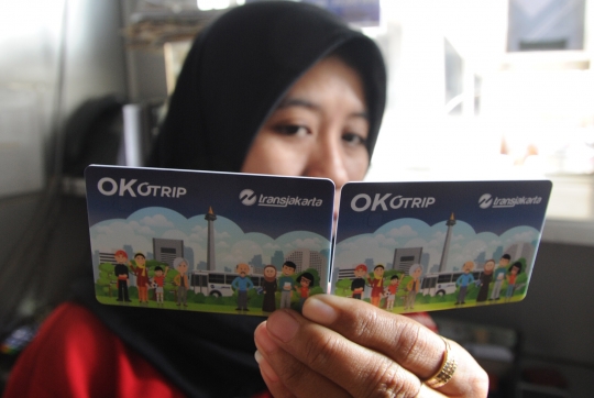 Mulai hari ini, Transjakarta uji coba kartu OK Otrip