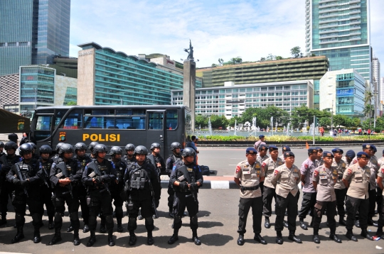 Tim Gegana hingga water canon amankan Car Free Day jelang Natal