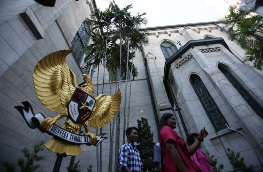 Damai dalam nuansa Nusantara di Katedral