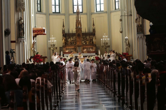 Damai dalam nuansa Nusantara di Katedral