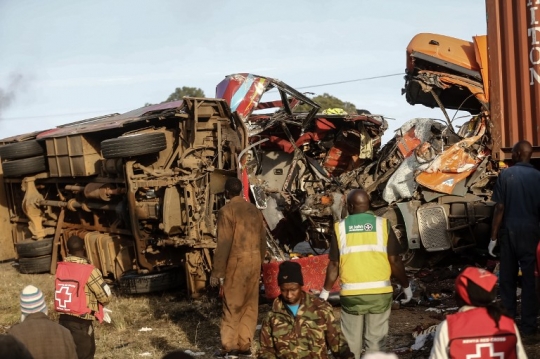 Tabrakan maut bus dan truk di Kenya tewaskan 30 orang