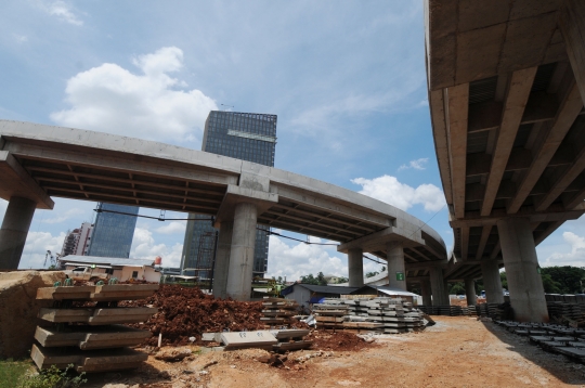 Melihat progres Tol Depok-Antasari