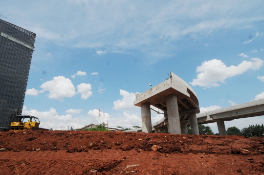 Melihat progres Tol Depok-Antasari