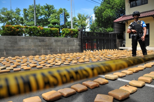 Ini penampakan 1,3 ton ganja asal Aceh