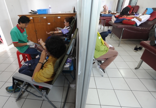 Penggalangan darah bagi anak-anak penderita Thalassemia