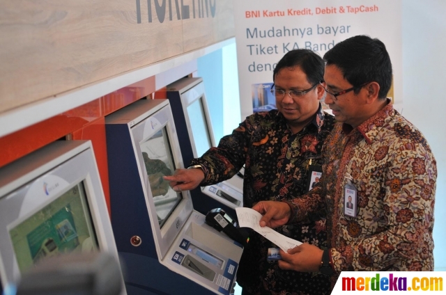 Foto : Direksi BNI tinjau fasilitas stasiun kereta bandara 