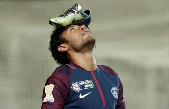 Unik, ini gaya baru Neymar saat selebrasi gol